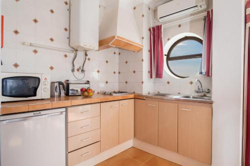 Apartamento de 1 dormitorio con Balcón del hotel Mirachoro Portimao. Foto 4