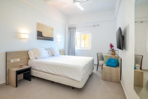 Habitación Doble con vistas al mar del hotel Médano. Foto 7