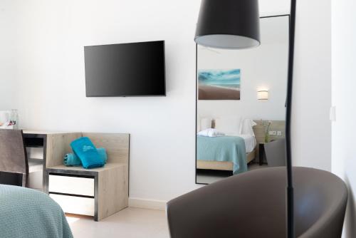 Habitación Doble Deluxe Superior - 1 o 2 camas del hotel Médano. Foto 17