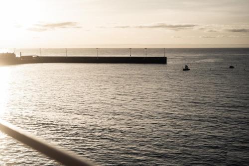 Habitación Doble con balcón y vistas al mar del hotel Médano