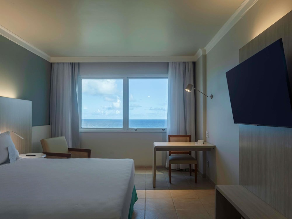 Habitación Superior con 1 cama doble del hotel Mercure Salvador Rio Vermelho. Foto 3