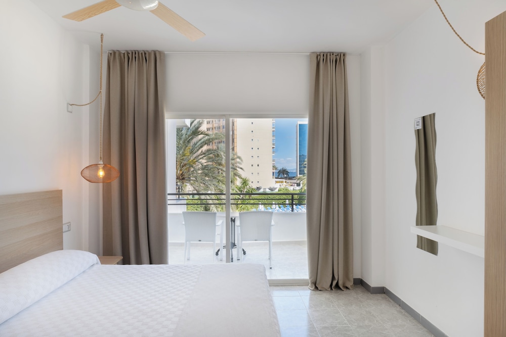 Junior Suite SOL del hotel Sol Lunamar Palmanova – Adults Only. Foto 1