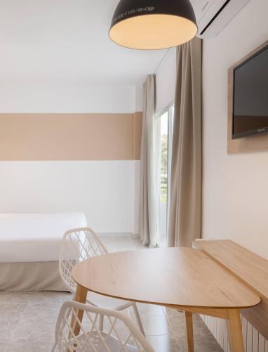Estudio moderno de hotel del hotel Sol Lunamar Palmanova – Adults Only