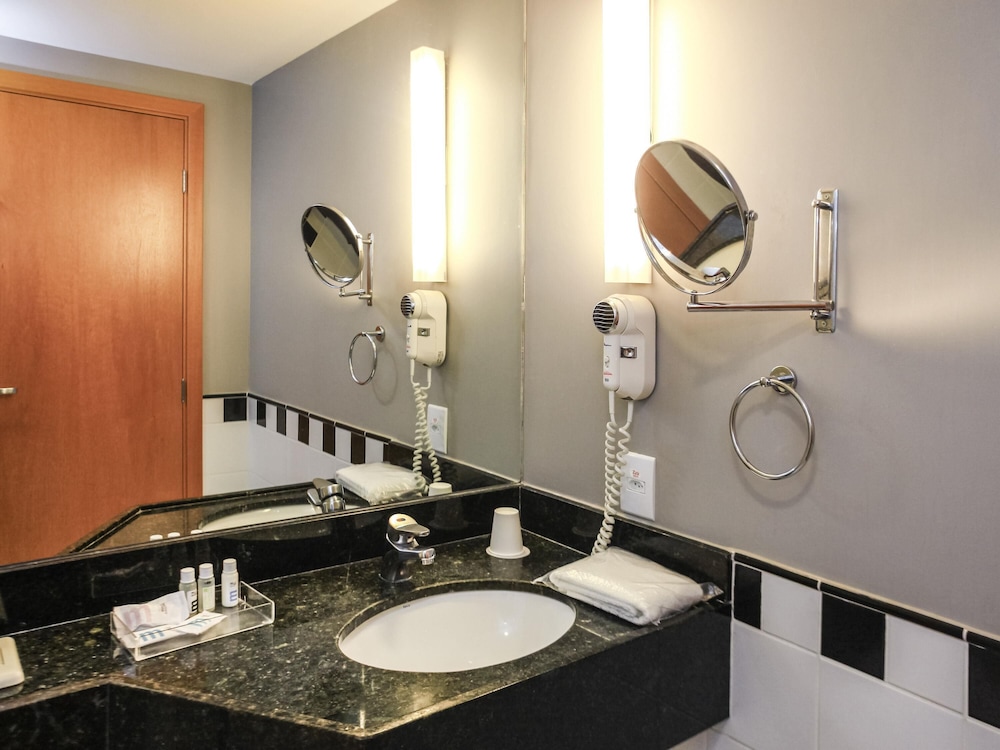 Privilege, Apartamento, 1 cama de matrimonio grande del hotel Mercure São José Dos Campos. Foto 5
