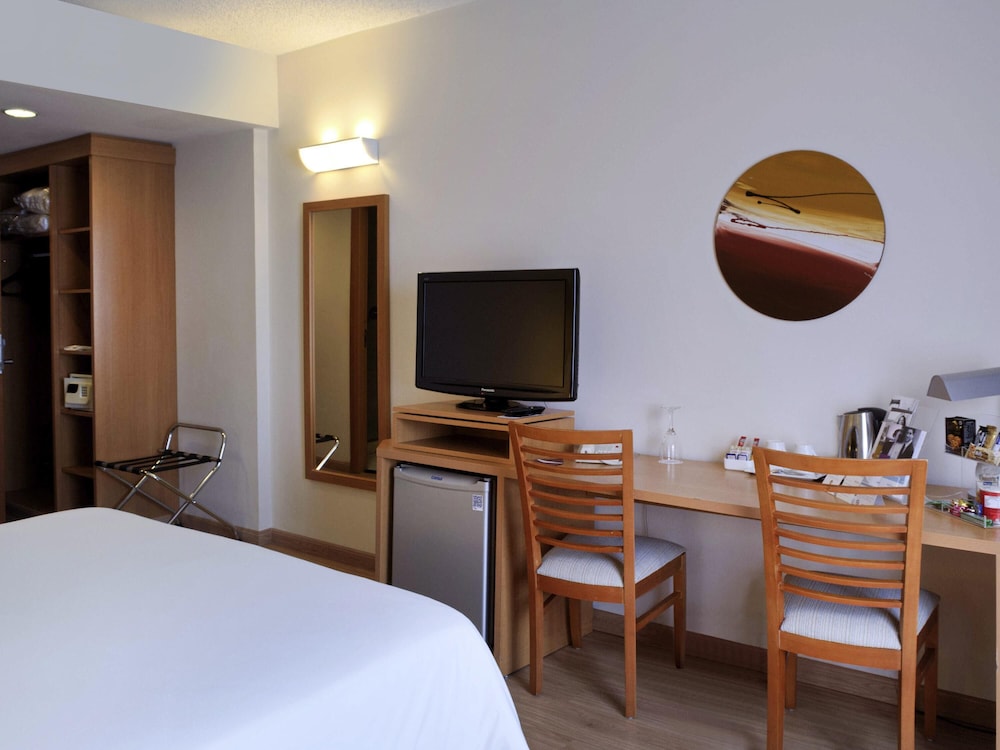 Apartamento superior, 1 cama de matrimonio grande del hotel Mercure São José Dos Campos