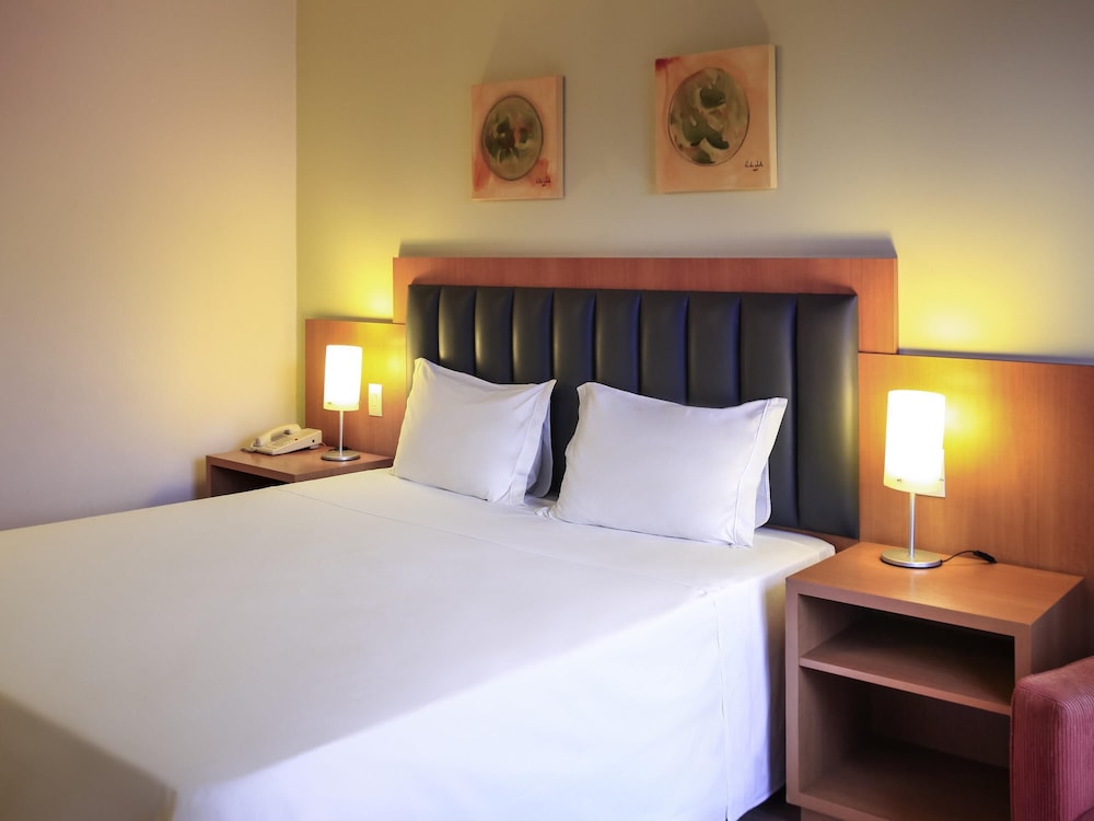 Apartamento superior, 1 cama de matrimonio grande del hotel Mercure São José Dos Campos. Foto 2