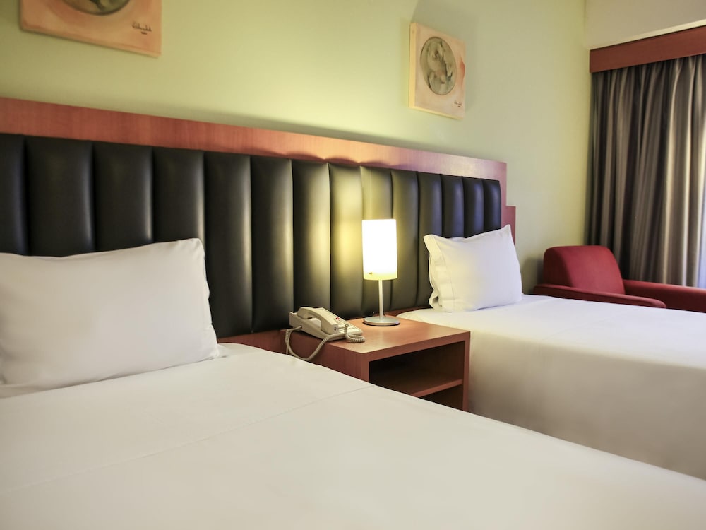 Apartamento superior, 2 camas individuales del hotel Mercure São José Dos Campos. Foto 3