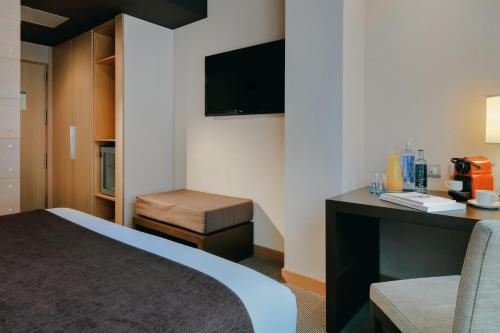 Habitación Individual Estándar del hotel Hesperia Bilbao. Foto 2