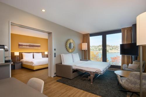 Suite - Junto al lago del hotel Radisson Blu , Lucerne. Foto 3
