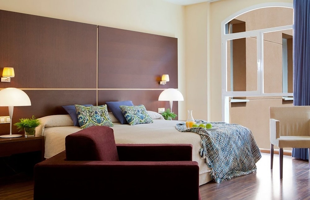 Habitación Doble con Salón del hotel Rice Palacio De Los Blasones. Foto 5