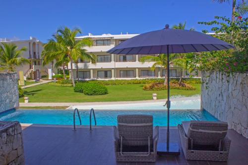 Suite Dúplex Privileged con piscina (Villa) del hotel Catalonia Royal Bavaro - Adults Only - All Inclusive. Foto 5