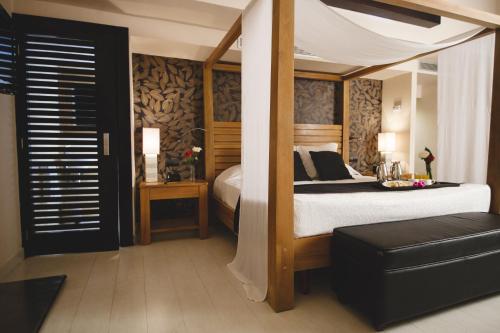 Suite Dúplex Privileged con piscina (Villa) del hotel Catalonia Royal Bavaro - Adults Only - All Inclusive. Foto 6