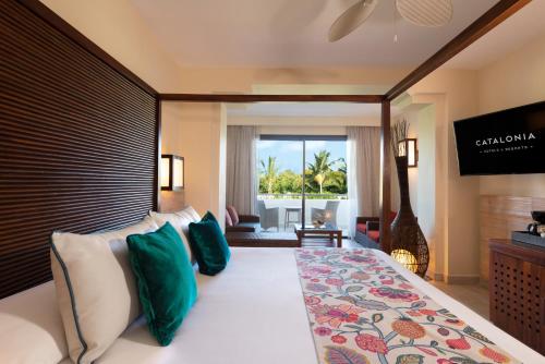 Suite Junior Premium del hotel Catalonia Royal Bavaro - Adults Only - All Inclusive. Foto 2