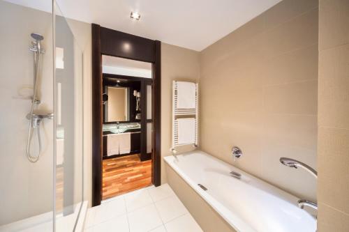 Habitación Triple del hotel Occidental Aranjuez. Foto 3