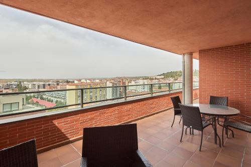 Habitación Doble con terraza del hotel Rice Bulevar. Foto 10