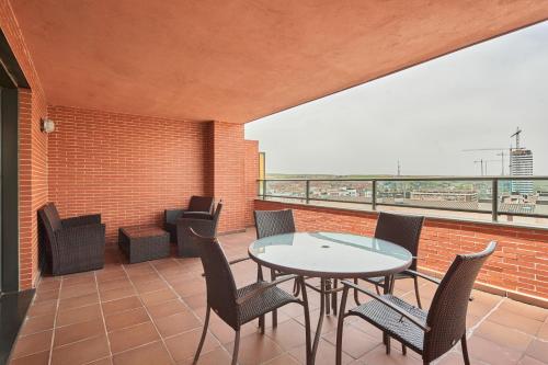 Habitación Doble con terraza del hotel Rice Bulevar. Foto 11