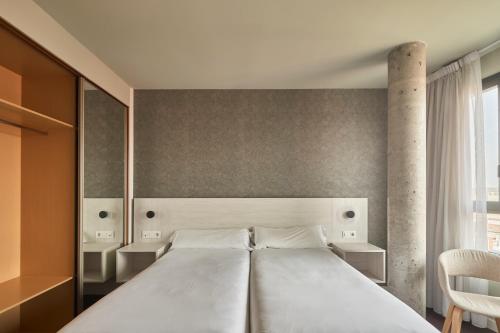 Habitación Triple del hotel Rice Bulevar. Foto 2