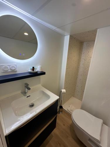 Habitación Doble Superior del hotel Opera Deauville. Foto 4