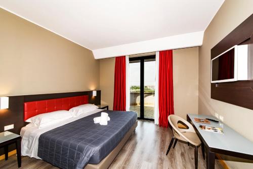 Habitación Doble con balcón del hotel Da Vinci. Foto 4