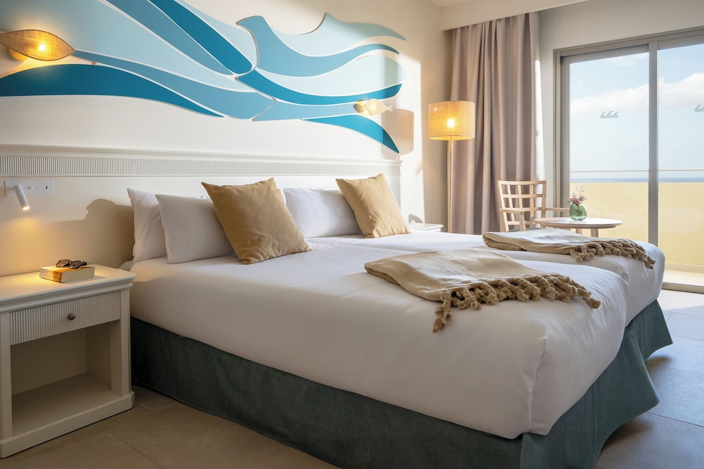 Suite familiar, vistas al mar (Priority Location) del hotel Iberostar Waves Gaviotas Park. Foto 4