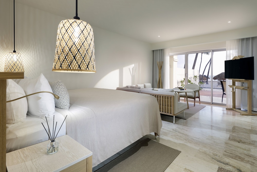 Suite Reserva Solo para Adultos Frente al Mar del hotel Paradisus Palma Real Golf and Spa Resort. Foto 1