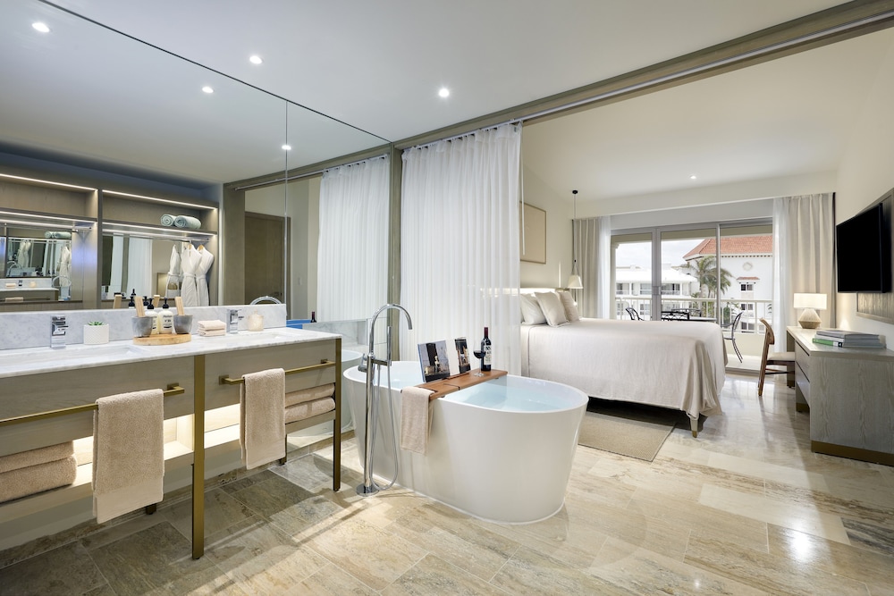 Master Suite Deluxe del hotel Paradisus Palma Real Golf and Spa Resort. Foto 3