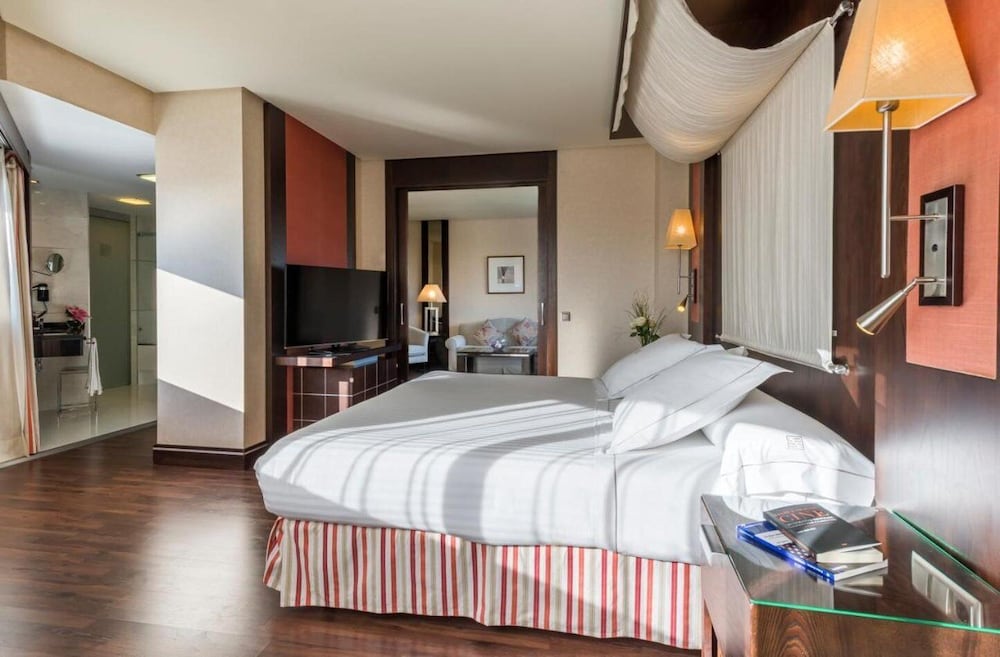 Suite junior (parking included) del hotel Córdoba Center