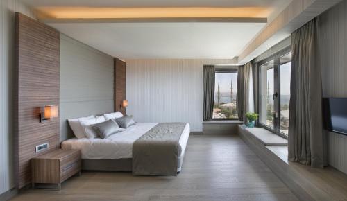 Habitación Deluxe en la esquina con vistas al mar del hotel Arcadia Blue Istanbul. Foto 3