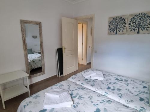 Apartamento de 1 dormitorio del hotel Tisalaya Park. Foto 3