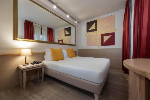 Habitación Doble del hotel Ih Hotels Milano St. John Sesto San Giovanni. Foto 2