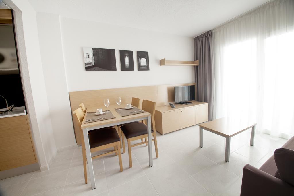 Apartamento 1 habitación del hotel Complejo Acuazul. Foto 2