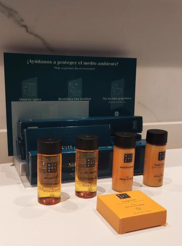 Habitación Doble Deluxe Club del hotel Silken Ciudad Gijon. Foto 4