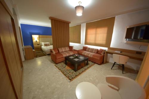Suite del hotel Oasis & Spa. Foto 2
