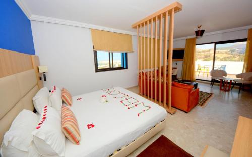 Suite del hotel Oasis & Spa. Foto 5