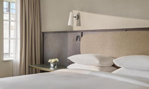 Suite con vistas a la calle del hotel Hyatt Regency London Blackfriars. Foto 7