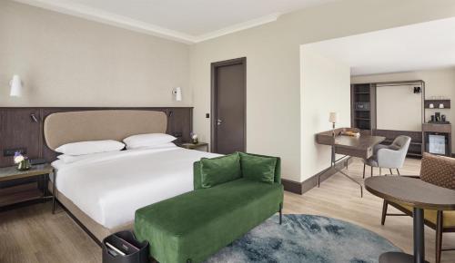 Suite Regency con vistas a la ciudad del hotel Hyatt Regency London Blackfriars. Foto 14