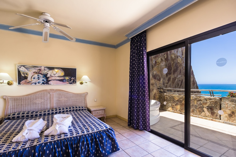 Apartamento, 2 habitaciones, balcón del hotel Bluebay Beach Club