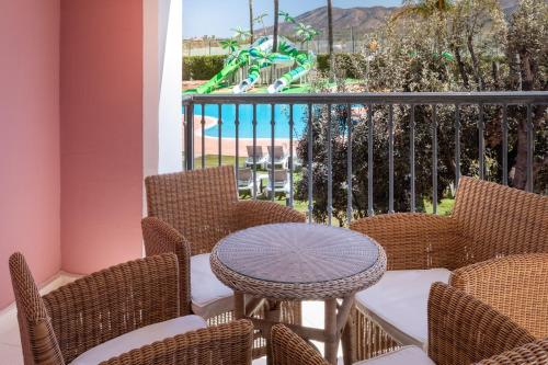 Suite Familiar del hotel Melia Villaitana. Foto 8