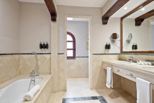 Suite Grand - The Level del hotel Melia Villaitana. Foto 6