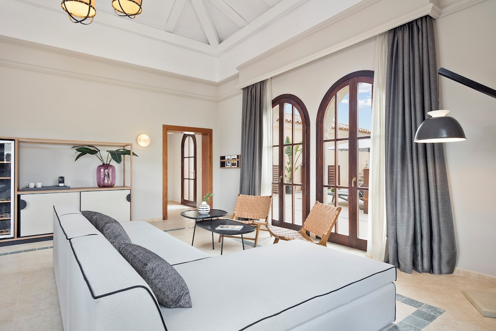 Suite Presidencial The Level con vistas al mar del hotel The Level At Melia Villaitana. Foto 4