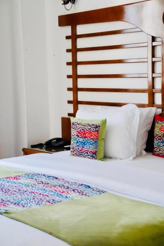 Habitación Doble Deluxe con vistas al mar del hotel Rembrandt. Foto 10