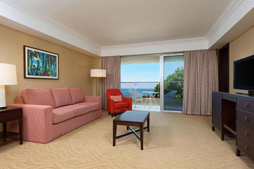 Suite Dúplex de 2 niveles con 1 dormitorio y acceso al salón Club del hotel Sheraton Grand Rio and Resort