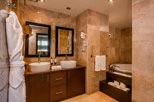 Suite Executive del hotel Barcelo Casablanca. Foto 5