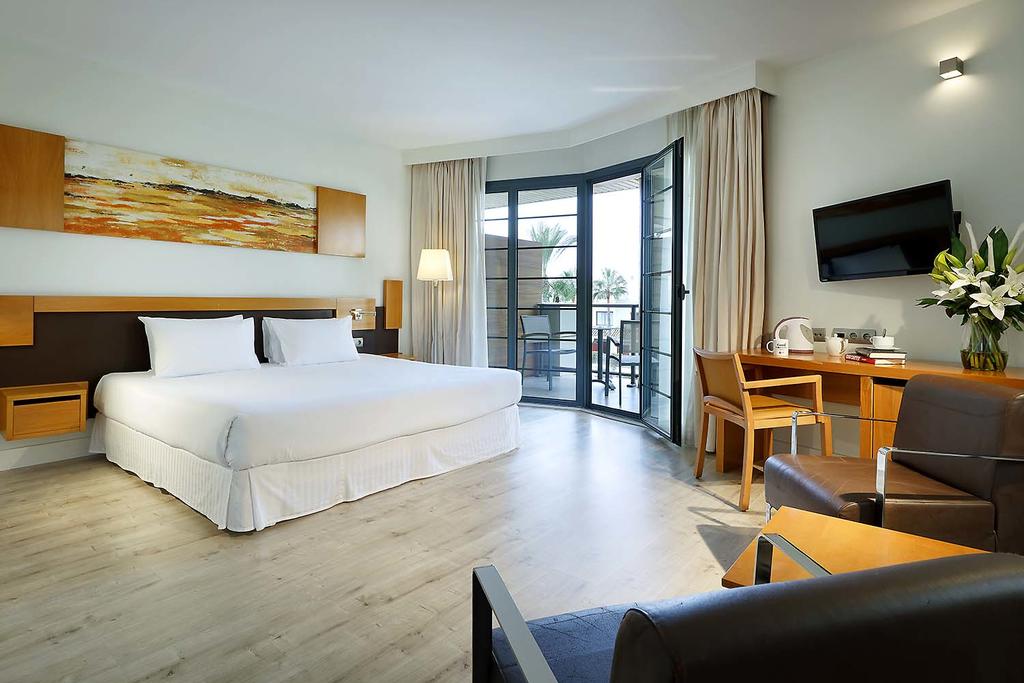 Habitación doble Superior del hotel Exe Estepona Thalasso and Spa - Adults Only