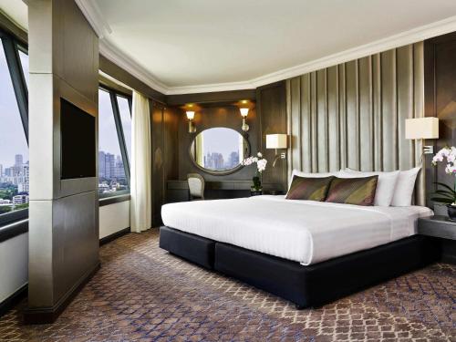 Grand Executive Suite with 1 King Bed, Executive Lounge Access - 15% discount on Food and Soft Beverage del hotel Grand Mercure Bangkok Atrium. Foto 8