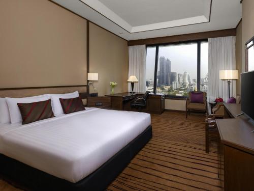 Executive Room with 1 King Bed, Executive Lounge Access - 20% off on Food & Beverages del hotel Grand Mercure Bangkok Atrium. Foto 6
