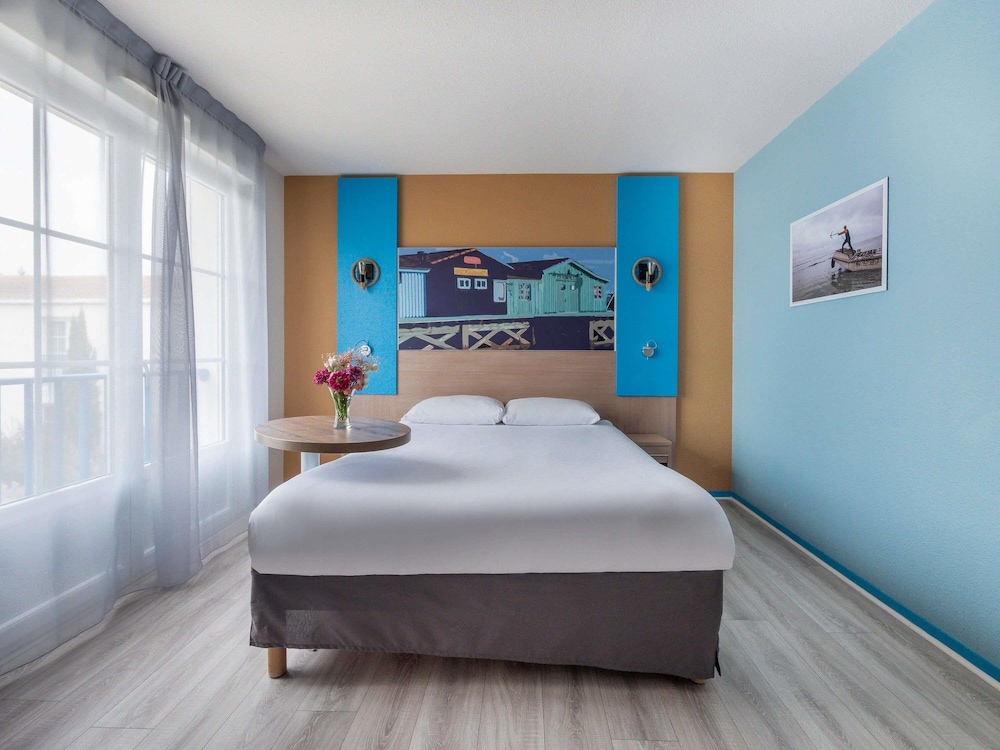 Habitacion Standard con 1 cama doble del hotel Ibis Styles Marennes D'oléron. Foto 8