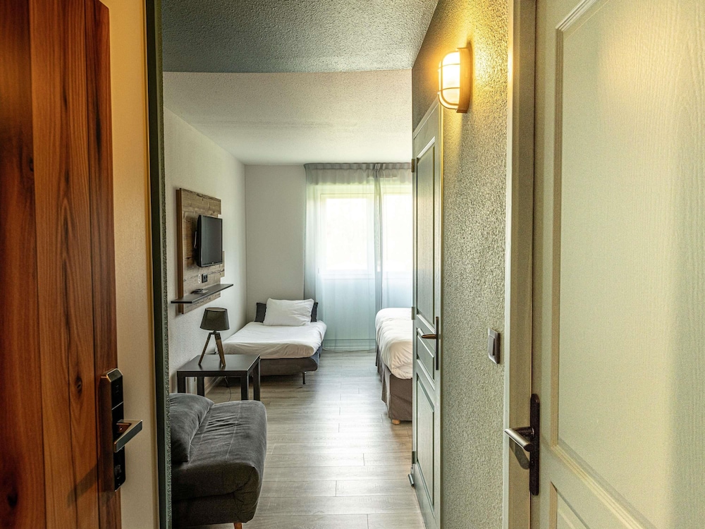 Habitación Standard con dos camas individuales del hotel Ibis Styles Marennes D'oléron. Foto 4