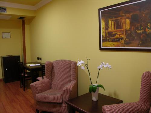 Habitación Doble adaptada para personas con discapacidad - 2 camas del hotel II Castillas Ávila. Foto 1