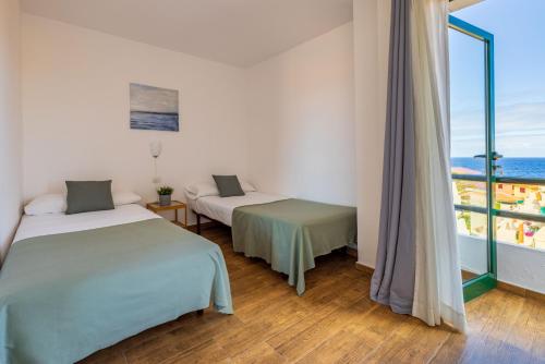 Apartamento Superior de 1 dormitorio, con terraza del hotel Los Rosales. Foto 4